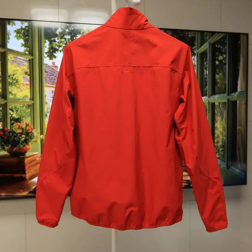 [SOLD OUT] 마무트 바람막이 XL 가볍고 핏 좋고 미사용급