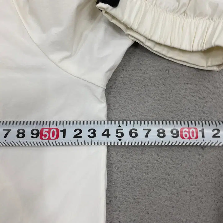 [SOLD OUT] 다이나핏 바람막이 100