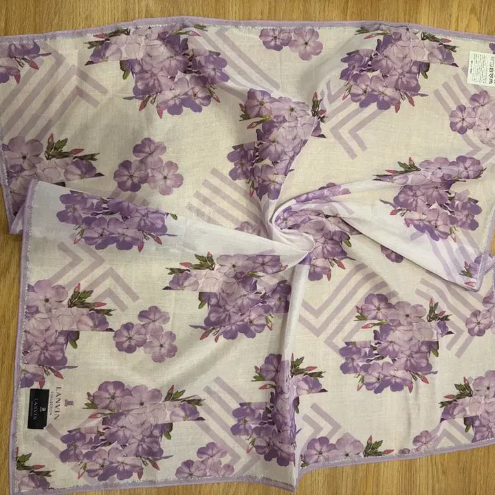 [BUNJANG] LANVIN COLLECTION Flower Petit Scarf / LANVIN 랑방 COLLECTION 플라워쁘띠스카프