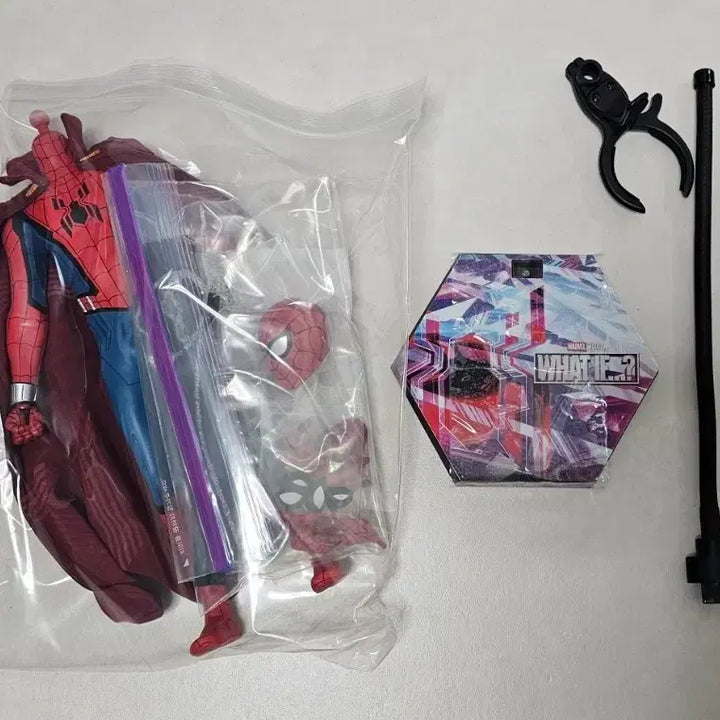 [BUNJANG] Hot Toys Zombie Hunter Spidey 1/6 Scale Figure / Hot Toys - TMS058 - Zombie Hunter Spidey