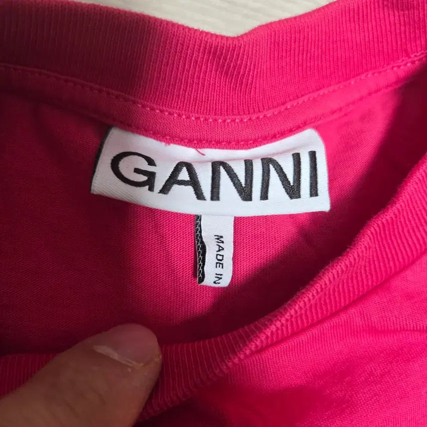 [SOLD OUT] 주말특가!!  GANNI 가니 매장판 정품  반팔 티셔츠 핑크