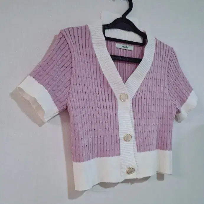 [BUNJANG] Miello Pink Colorblock Short-Sleeve Knit Cardigan / 여55.66.miello 핑크 배색 반팔 니트 가디건