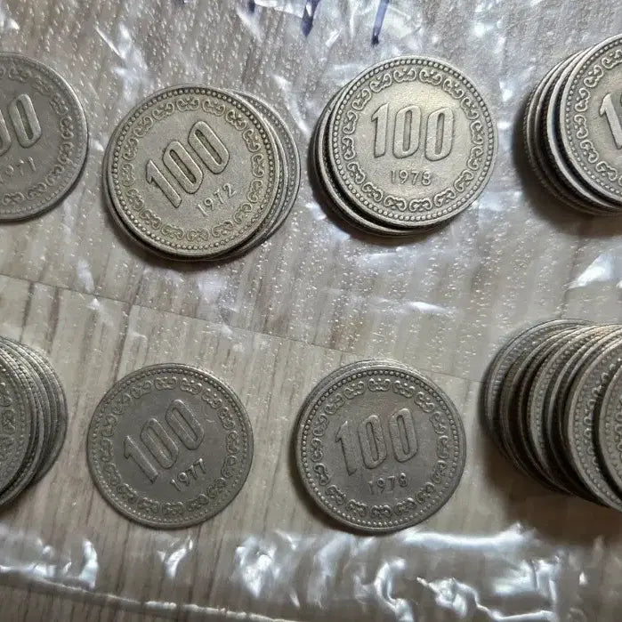 [BUNJANG] 70~80년도 100원짜리 동전 / 70~80년도 100원짜리 동전