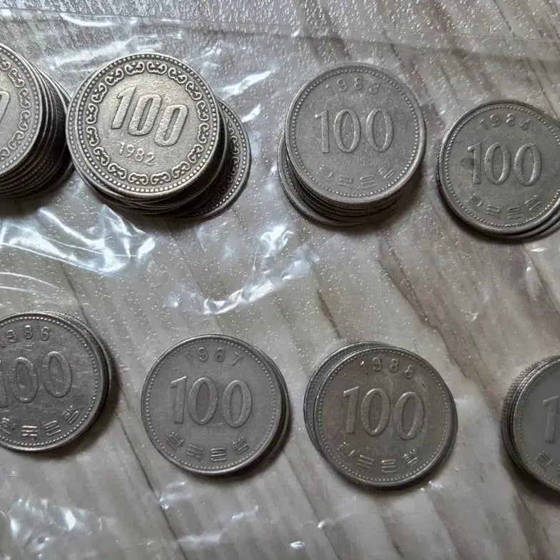 [BUNJANG] 70~80년도 100원짜리 동전 / 70~80년도 100원짜리 동전