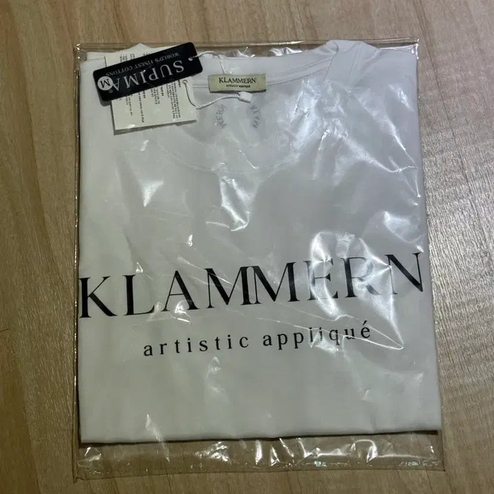 [BUNJANG] Claman Unisex Short-Sleeve T-Shirt Medium / 남녀공용 반팔 클라만 브랜드 (미디엄 )