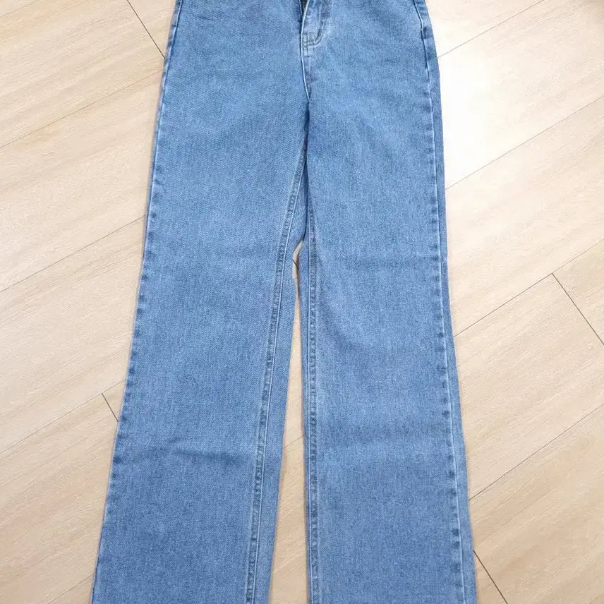 [BUNJANG] Straight Fit Denim Jeans / 스트레이트핏 데님