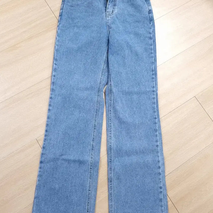 [BUNJANG] Straight Fit Denim Jeans / 스트레이트핏 데님