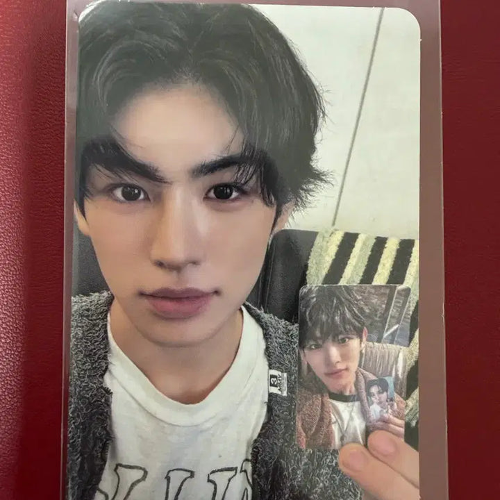 [BUNJANG] Kickflip Minje 4th Album POB Photocard / 킥플립 민제 4집 예판 특전 포카 눈에 거슬리고 싶어