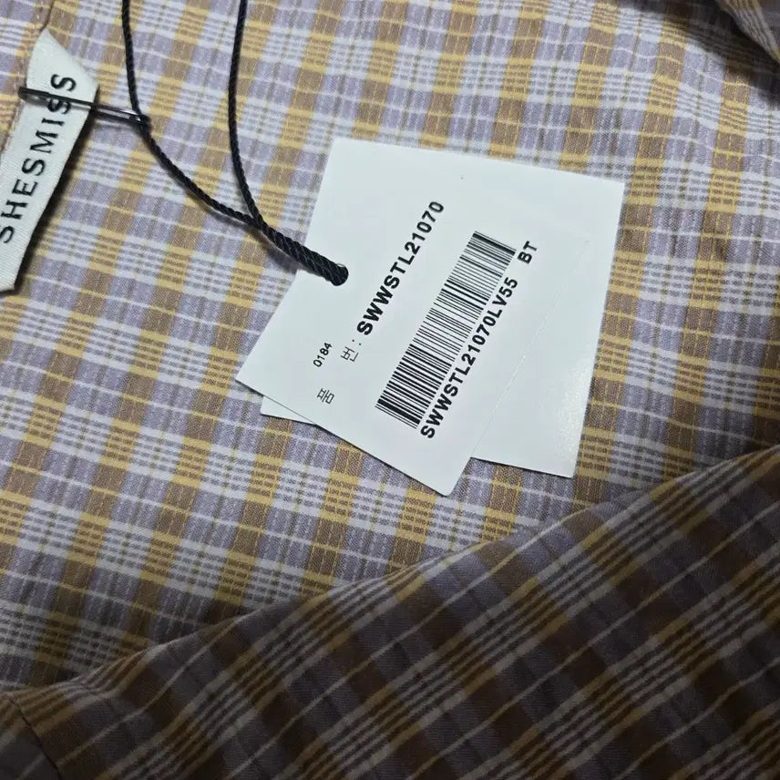[SOLD OUT] 새상품) 쉬즈미스 오버핏 체크무늬 반팔 블라우스 자켓