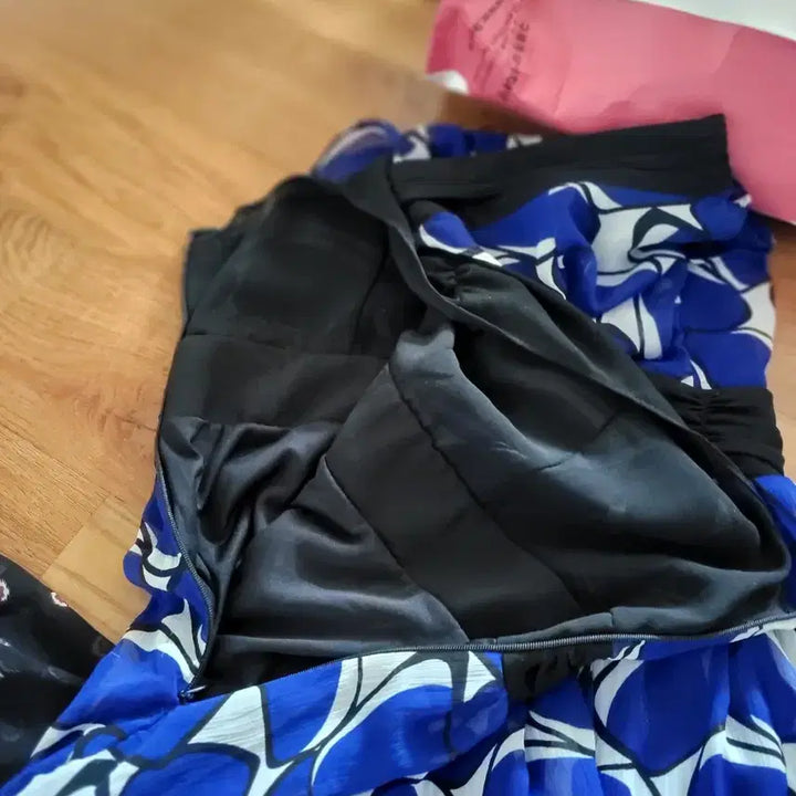 [BUNJANG] Blue Pattern Sleeveless Maxi Dress / 화사한 블루 패턴 민소매 아일랜드 원피스 55 롱원피스 바캉스 휴양지