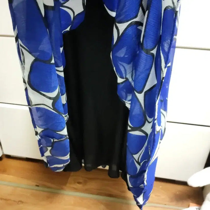 [BUNJANG] Blue Pattern Sleeveless Maxi Dress / 화사한 블루 패턴 민소매 아일랜드 원피스 55 롱원피스 바캉스 휴양지