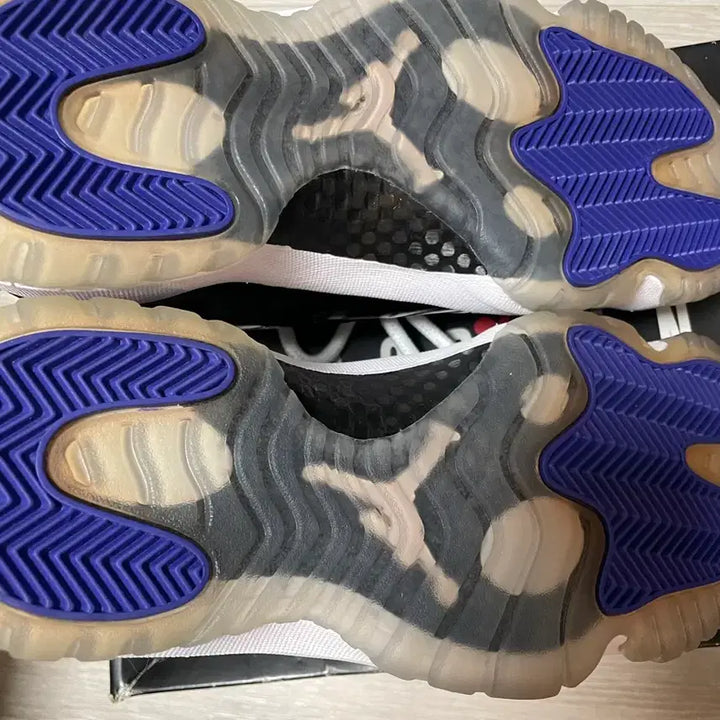 [BUNJANG] Nike Air Jordan 11 Concord 2018 Sneakers / 조던 11 콩코드2018 265사이즈