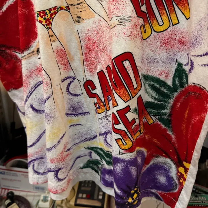 [BUNJANG] BLONOUT Sun, Sand, and Sea Beach Bikini T-shirt / BLONOUT SUN SAND SEA 해변 비티니 티셔츠 L XL