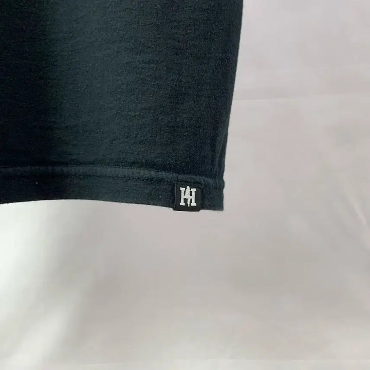 [BUNJANG] 히스테릭 글래머 그래픽 반팔 티셔츠 / 히스테릭 글래머 그래픽 반팔 티셔츠