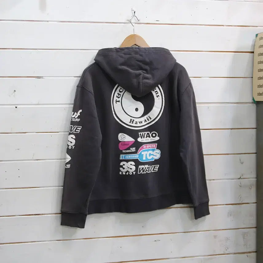 [BUNJANG] T&amp;C Surf Designs Printed Hoodie Zip-Up (Men&