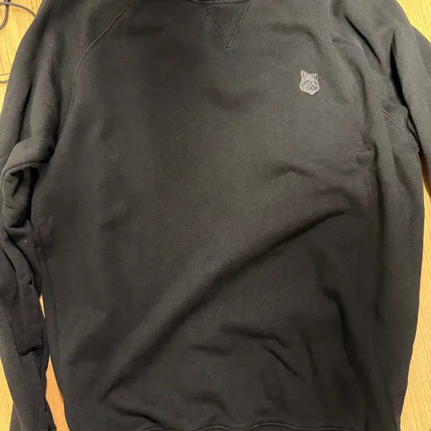 [BUNJANG] Maison Kitsune Monochrome Sweatshirt M Size / 정품 메종키츠네 모노크롬 맨투맨 M사이즈