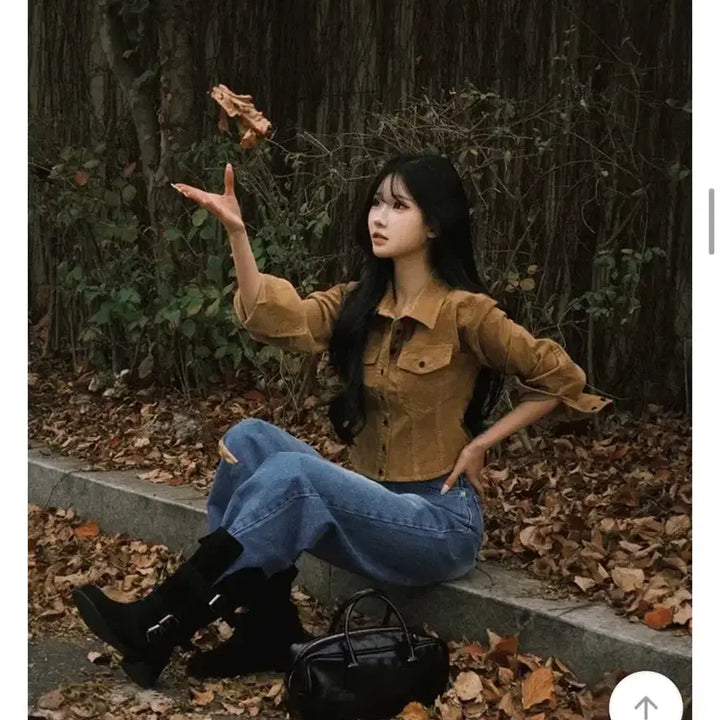 [BUNJANG] Ably Suede Pintuck Crop Shirt / 에이블리 스웨이드 핀턱 크롭 셔츠