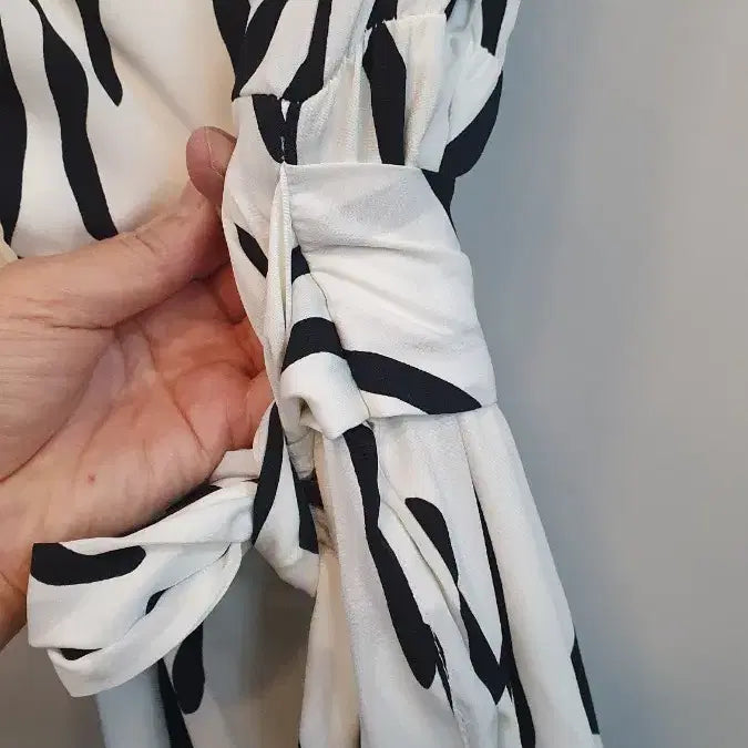 [BUNJANG] Ban&amp;Jil Sleeveless Long Jumpsuit / 반앤질 민소매 롱 점프수트 프리사이즈
