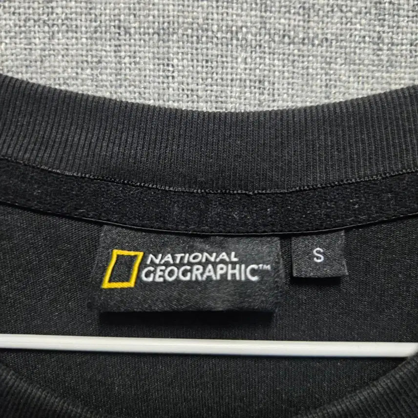 [BUNJANG] National Geographic Black Short Sleeve T-Shirt Size S / 내셔널지오그래픽 검정 반팔 티셔츠 s