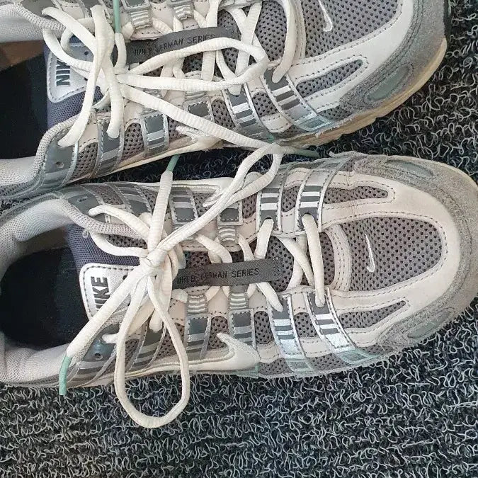 [BUNJANG] Nike P-6000 Sneakers (Size 270) / 나이키 운동화  P-6000 사이즈270