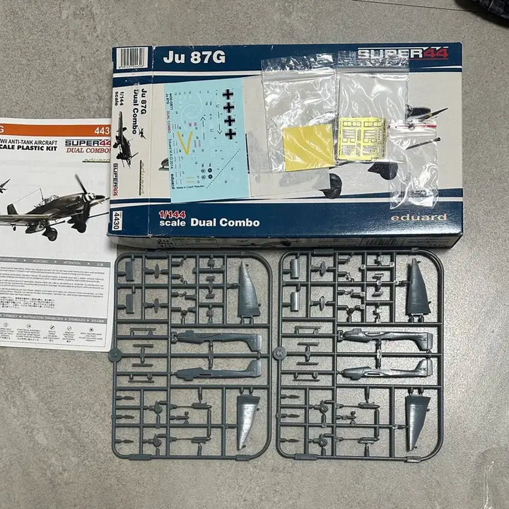 [BUNJANG] Eduard Ju 87G Combo Kit / Eduard 1/144 ju87g combo kit