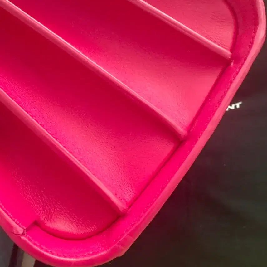 [BUNJANG] Saint Laurent Sac de Jour Small Hot Pink Tote Bag / 생로랑 삭드쥬르 스몰 핫핑크 토트백