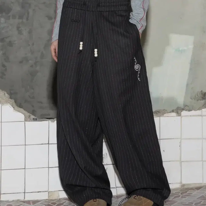 [BUNJANG] Lunakihhu Shooting Star Stripe Balloon Pants / 루나키후 슈팅 스타 스트라이프 벌룬 팬츠