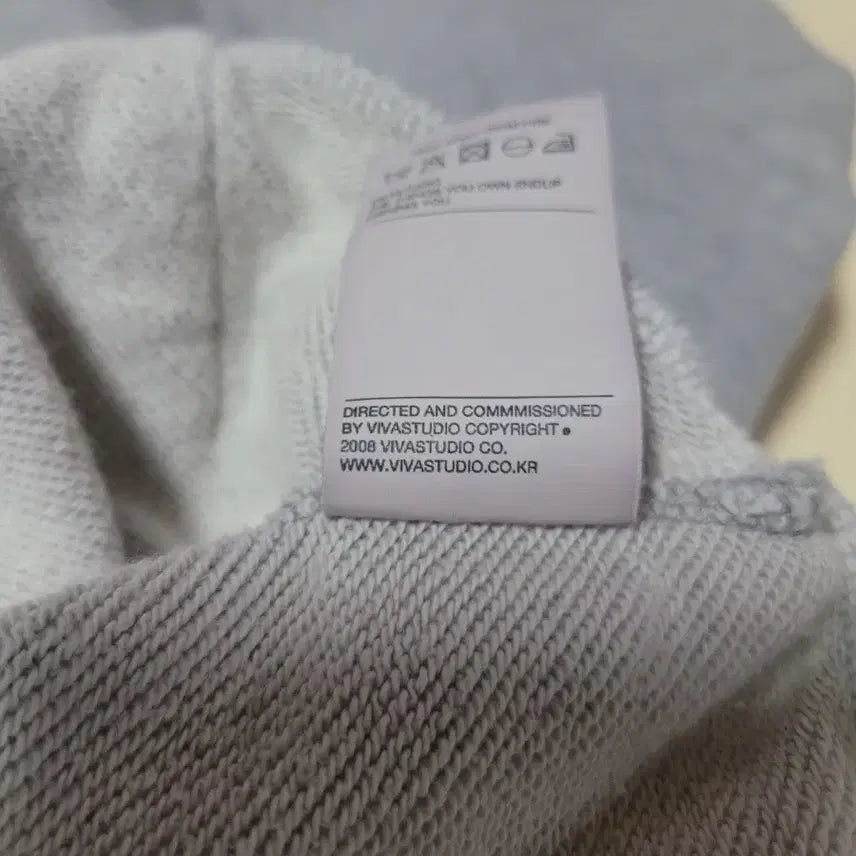 [BUNJANG] VIVASTUDIO END LOCATION Hoodie / 비바스튜디오 후드티