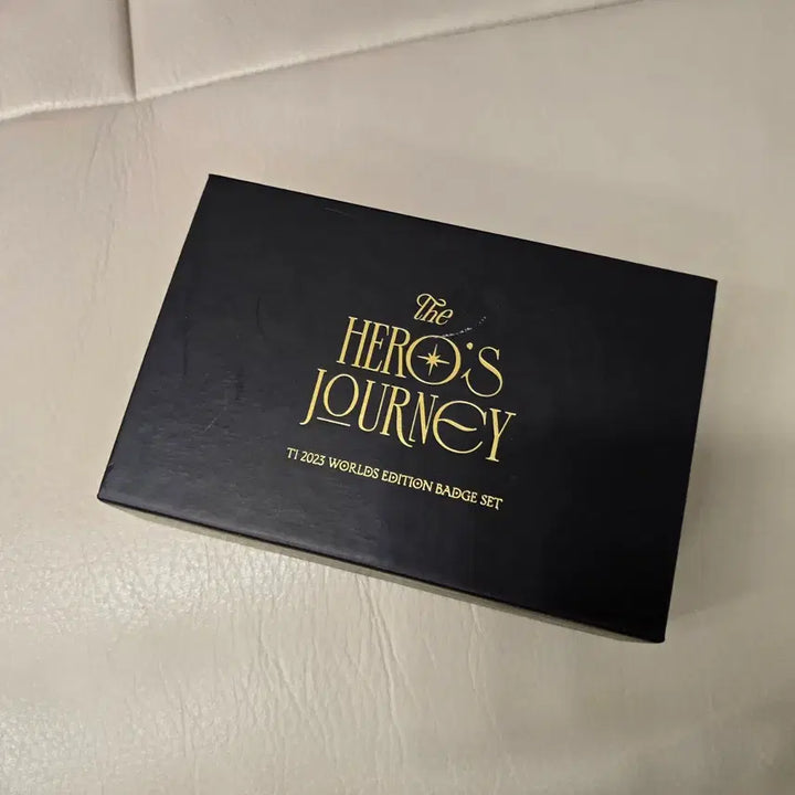 [BUNJANG] T1 Worlds Edition Badge Set / 2023 t1 월즈 에디션 뱃지 세트