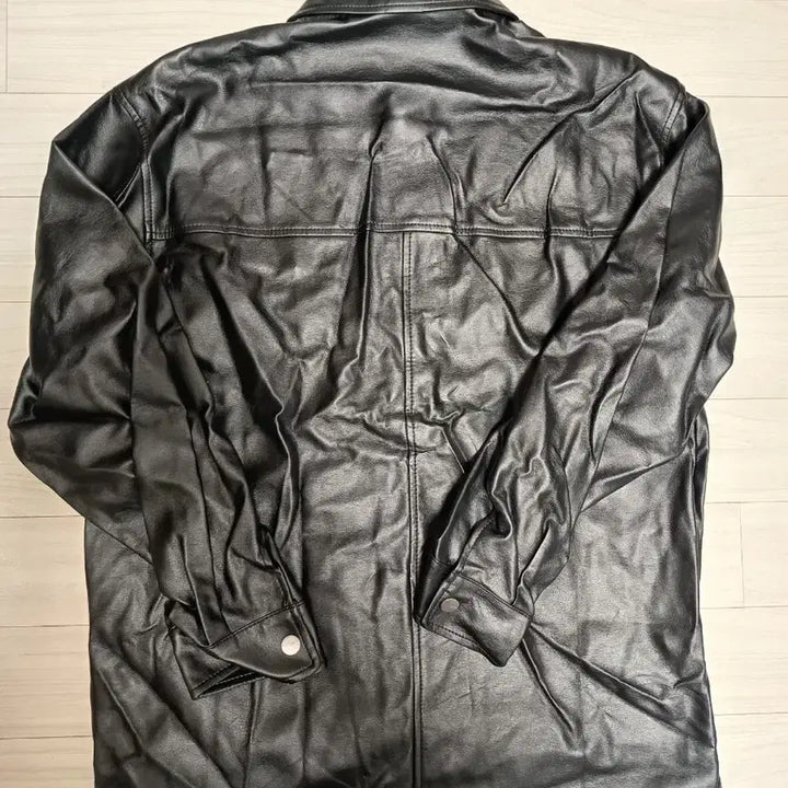 [SOLD OUT] 새상품 테이트 자켓(100)