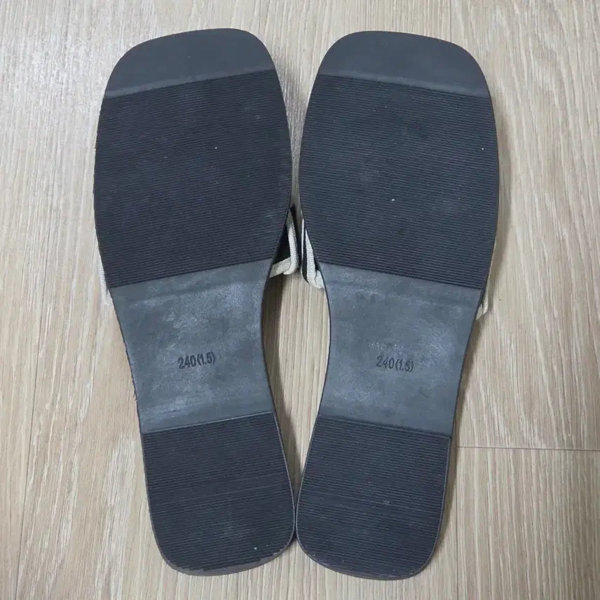 [SOLD OUT] 여성슬리퍼 240 새상품