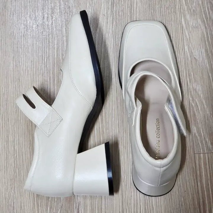 [SOLD OUT] 여성구두 235 새상품