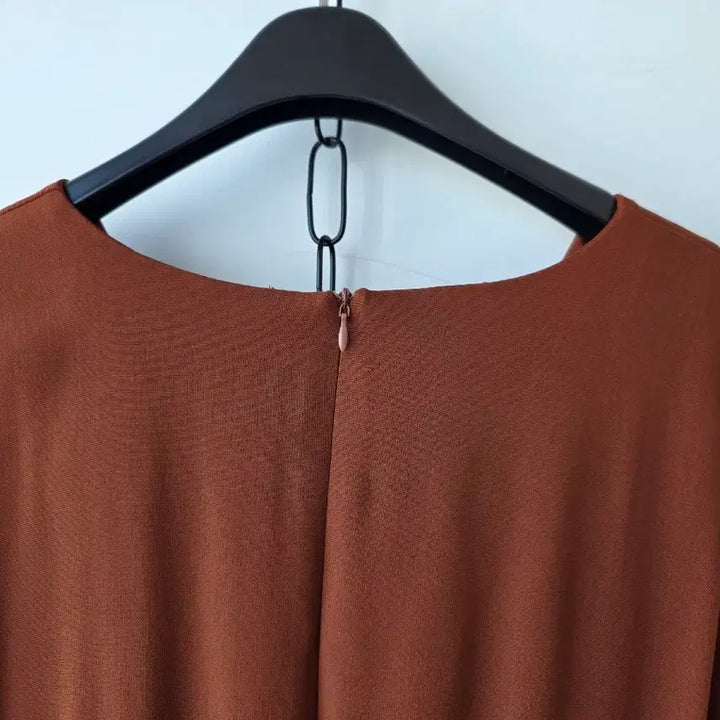 [SOLD OUT] 55-66)브라운 스트링 플리츠 원피스/새제품