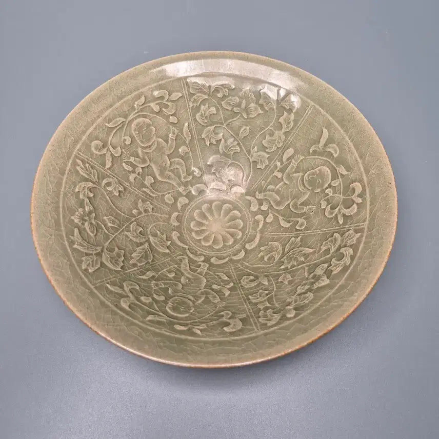 [BUNJANG] Yongcheon Kiln Celadon Embossed Bowl Antique / 용천요 청자 압출양각 동자당초문 대접 중국도자기 골동품 고미술품 수집품