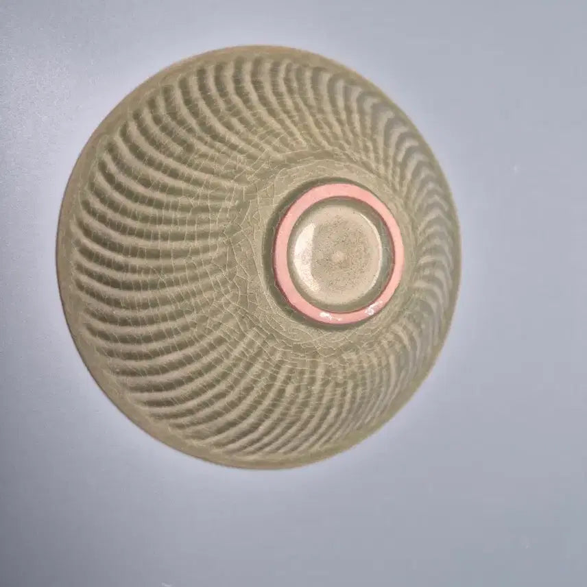 [BUNJANG] Yongcheon Kiln Celadon Embossed Bowl Antique / 용천요 청자 압출양각 동자당초문 대접 중국도자기 골동품 고미술품 수집품