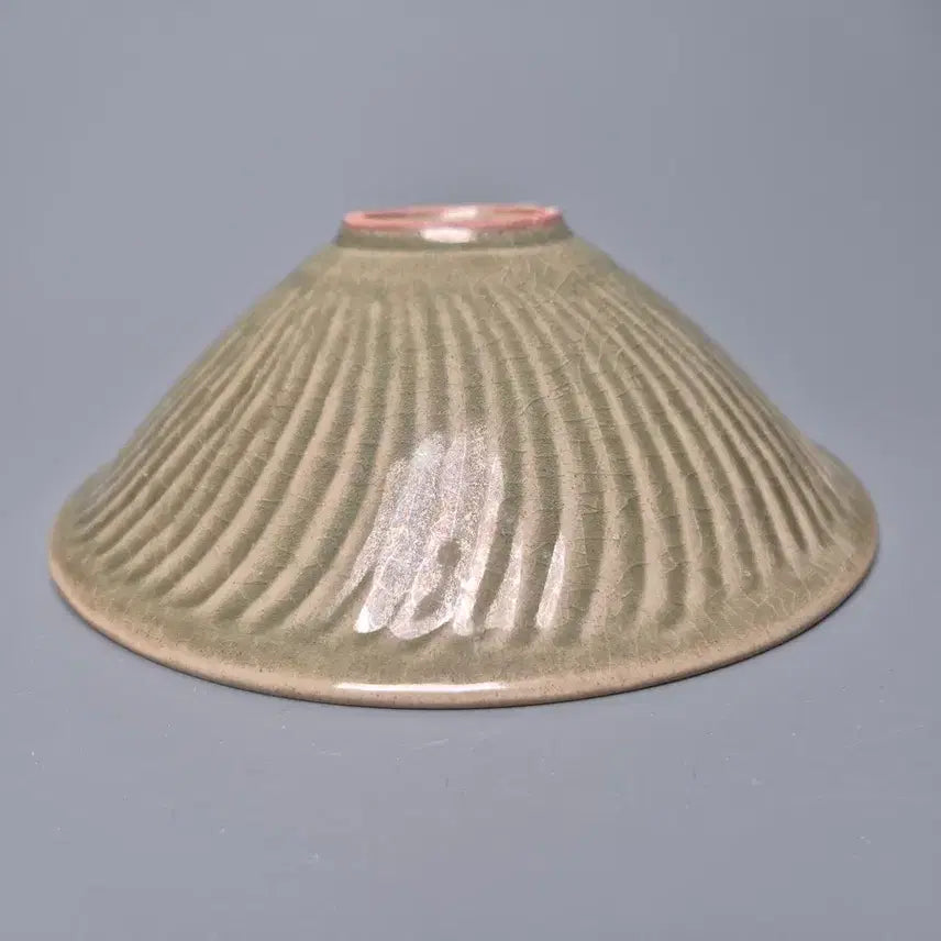 [BUNJANG] Yongcheon Kiln Celadon Embossed Bowl Antique / 용천요 청자 압출양각 동자당초문 대접 중국도자기 골동품 고미술품 수집품