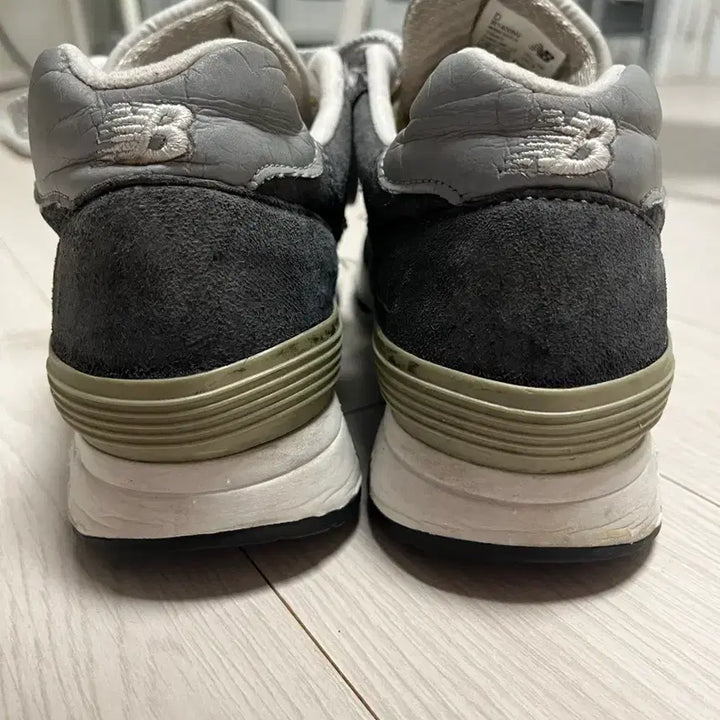 [BUNJANG] New Balance 1400 Navy Sneakers / 뉴발란스 1400 네이비 235