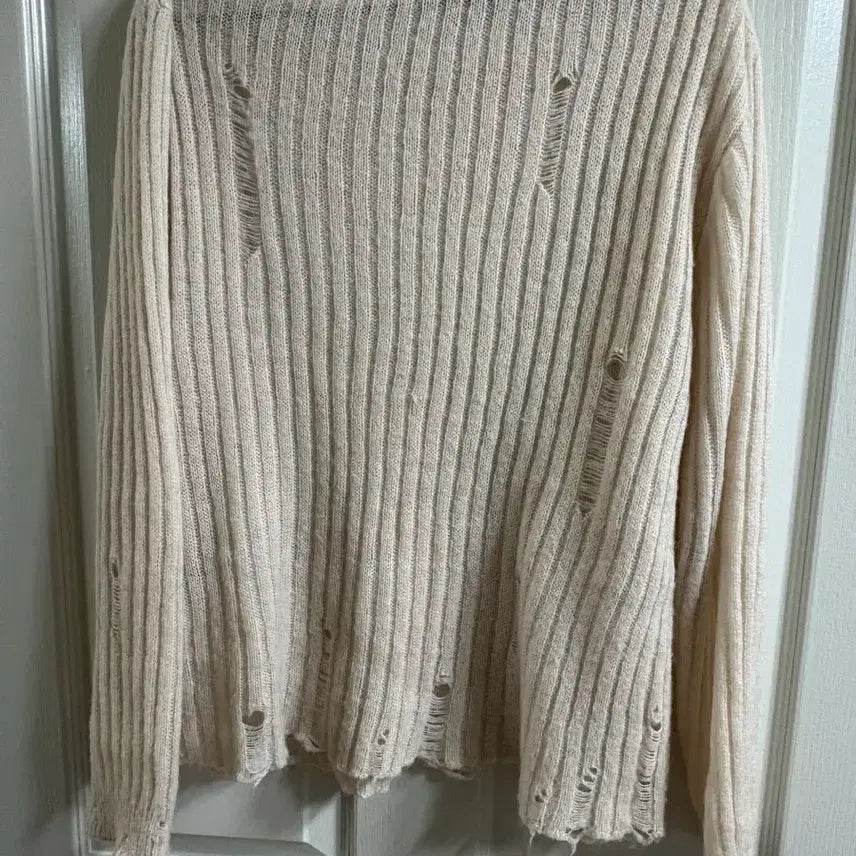 [BUNJANG] ZARA Ivory Damage Knit Sweater L / 자라 ZARA 아이보리 데미지 니트 L