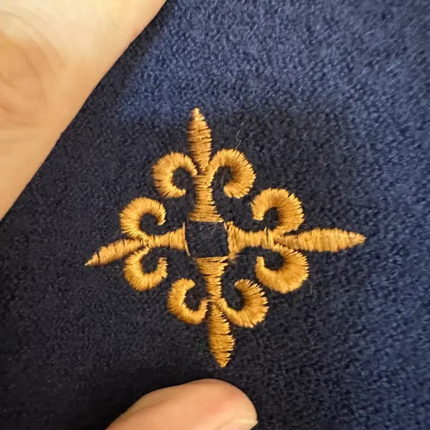 [BUNJANG] Geiger Embroidered Cardigan (Austria) - Size 40 / GEIGER 가이거 여성 자수 가디건 오스트리아  -40사이즈
