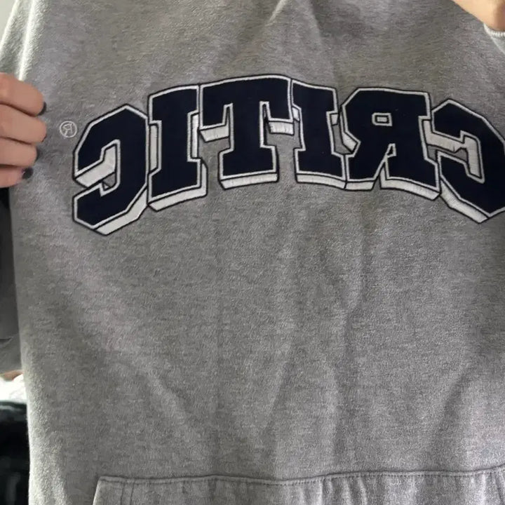 [BUNJANG] Critic Hoodie M Size / 크리틱 후드티 M