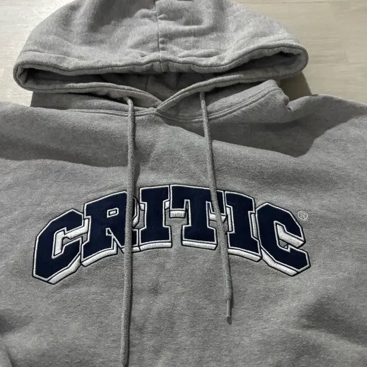 [BUNJANG] Critic Hoodie M Size / 크리틱 후드티 M