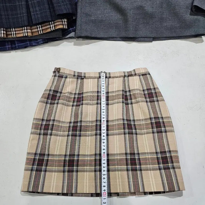 [BUNJANG] Used School Uniform Skirt Size 71 (Short Skirt) / 중고 교복치마 사이즈 71 짧치