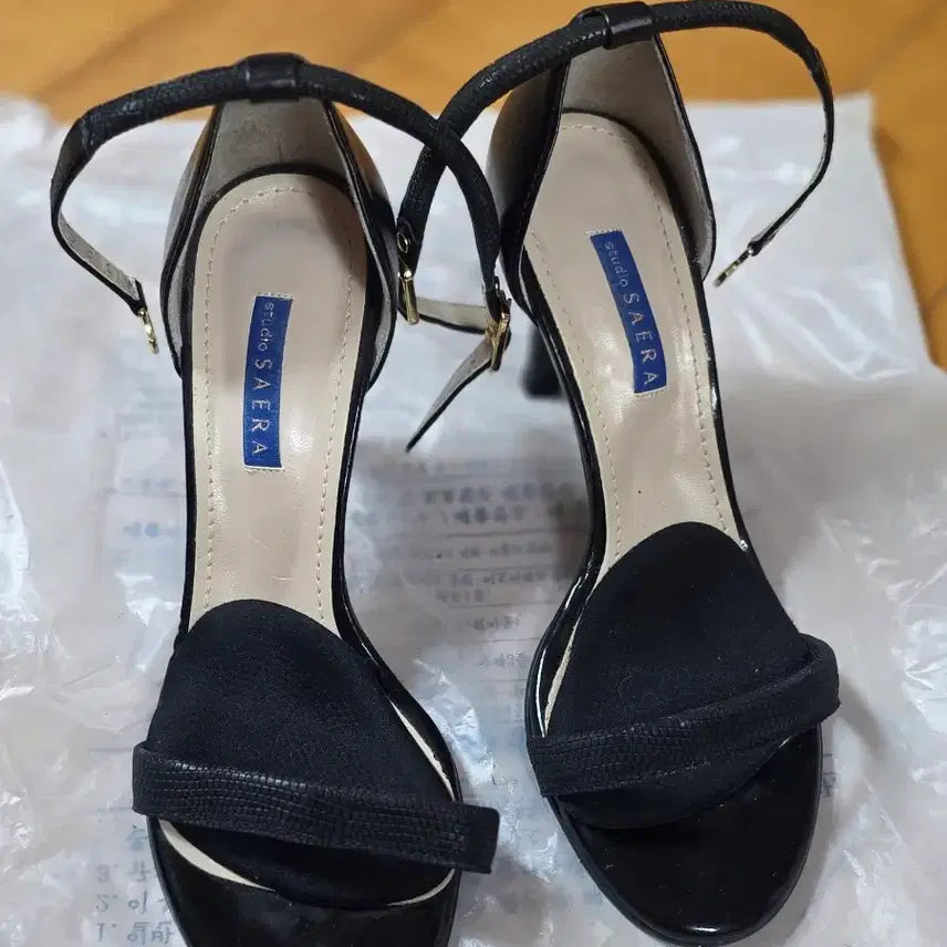 [BUNJANG] SAERA Shoes 235 - New / [SAERA/새제품] 세라 구두 235