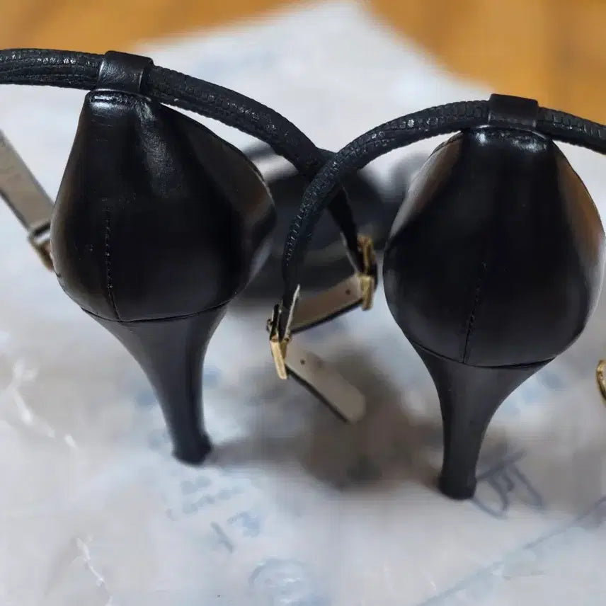 [BUNJANG] SAERA Shoes 235 - New / [SAERA/새제품] 세라 구두 235