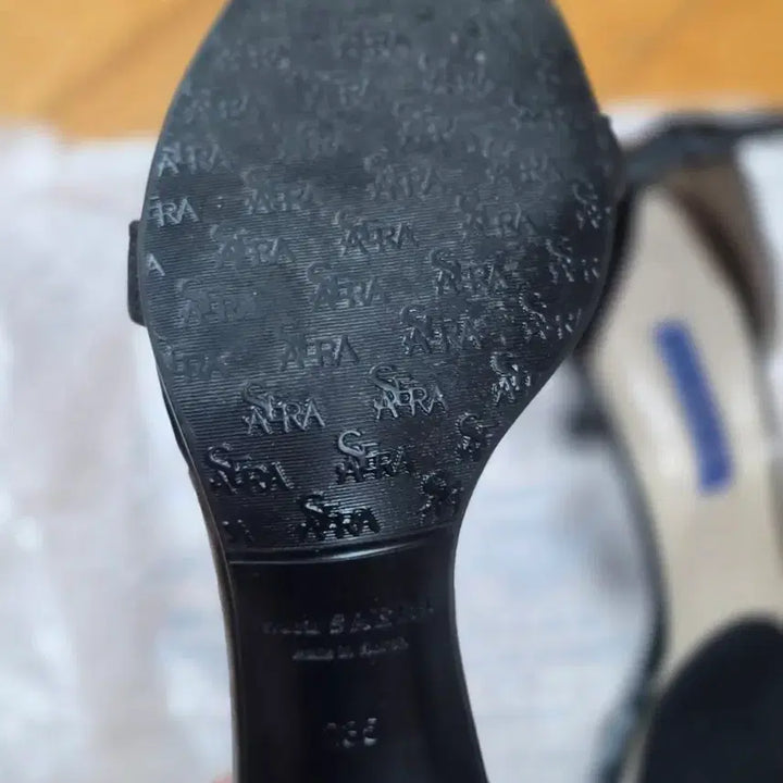 [BUNJANG] SAERA Shoes 235 - New / [SAERA/새제품] 세라 구두 235