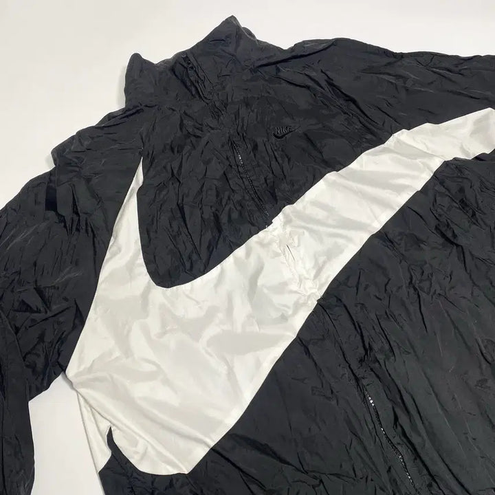 [BUNJANG] Nike Big Swoosh Black Windbreaker 2XL / 나이키 빅스우시 블랙 바람막이 2XL