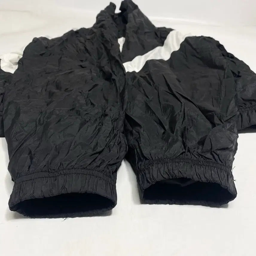[BUNJANG] Nike Big Swoosh Black Windbreaker 2XL / 나이키 빅스우시 블랙 바람막이 2XL