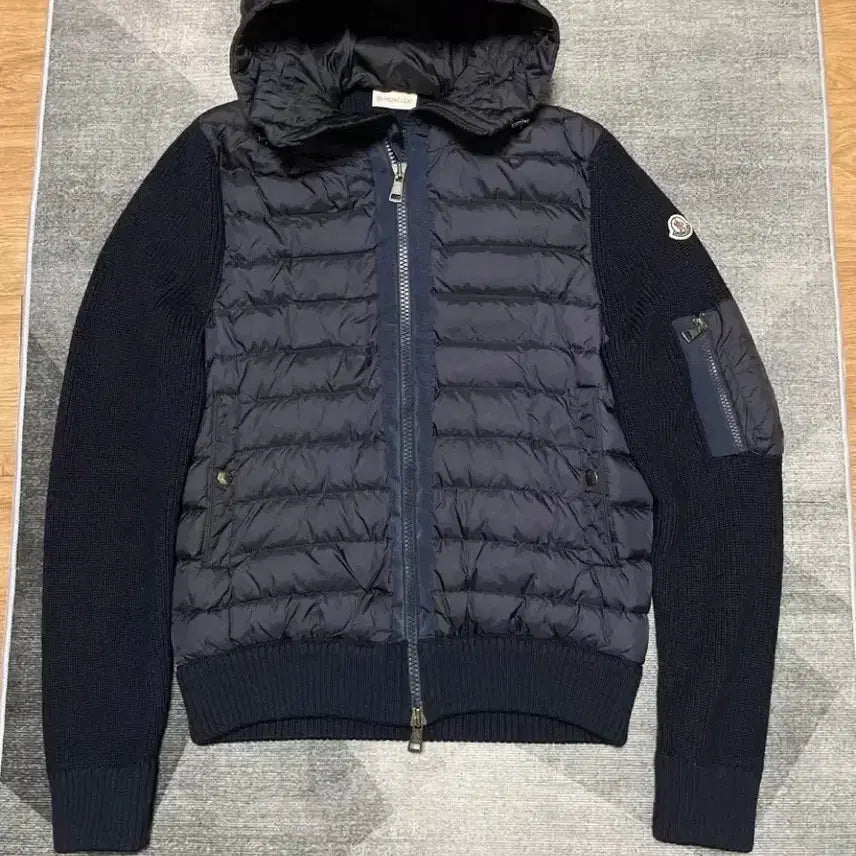 [BUNJANG] Moncler Knit Zip-Up Hoodie Padded Jacket / 백화점판 정품 몽클레어 니트 패딩 후드집업