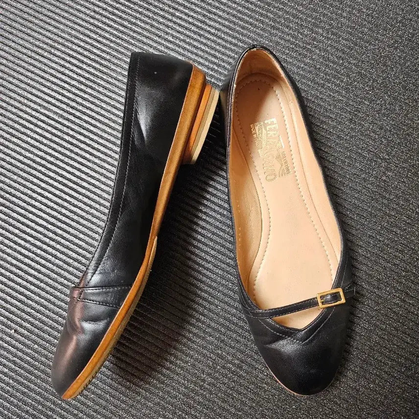 [BUNJANG] Salvatore Ferragamo Audrey Black Ballet Flats Size 7C / 페라가모 블랙 플랫슈즈 여성 구두 7C, 오드리