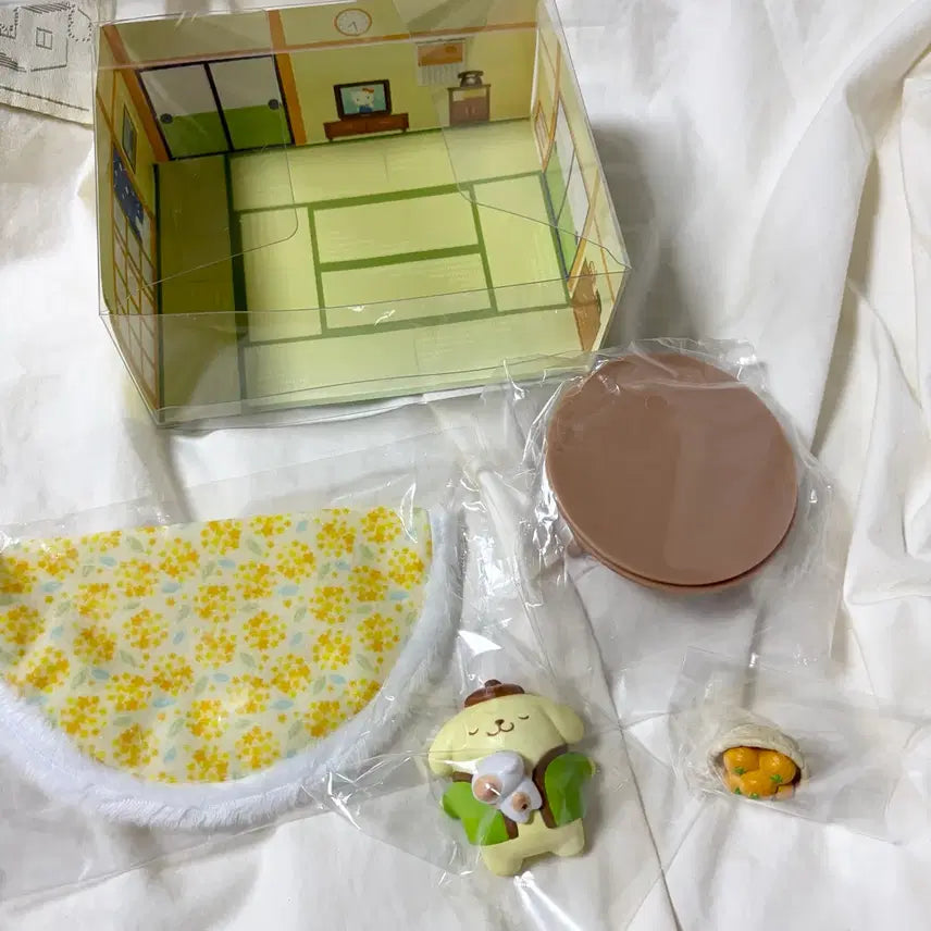 [BUNJANG] Sanrio Pompompurin Diorama Figure Set / 산리오 폼폼푸린 디오라마 피규어